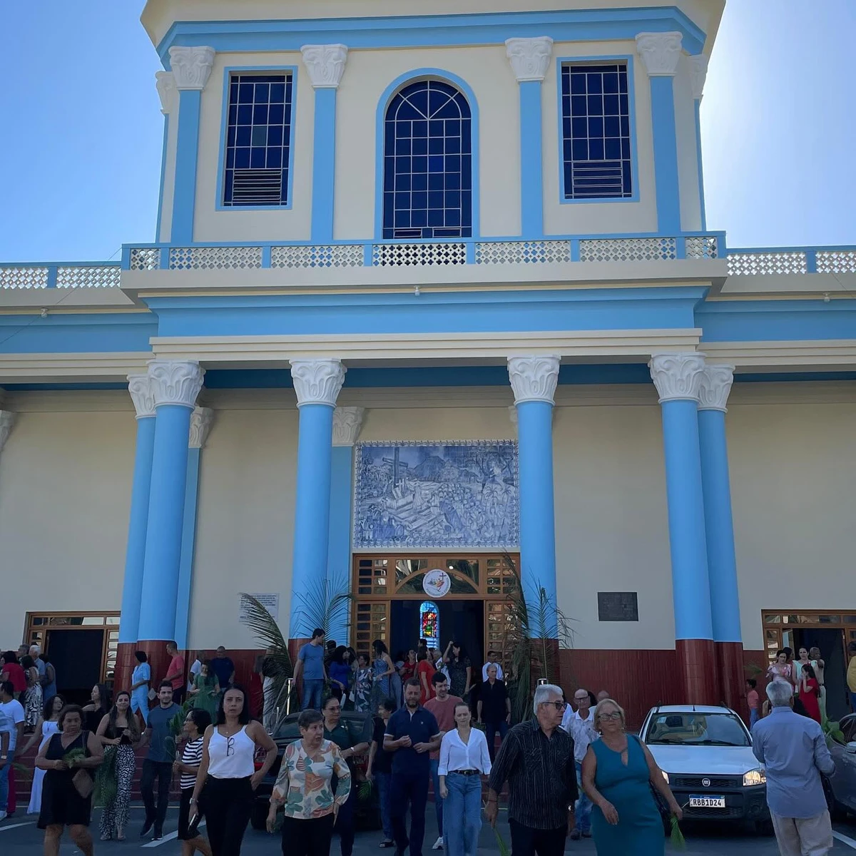 Domingo de Ramos na Igreja Matriz, Paróquia São Francisco de Assis, em Barra de São Francisco  por Paróquia São Francisco de Assis