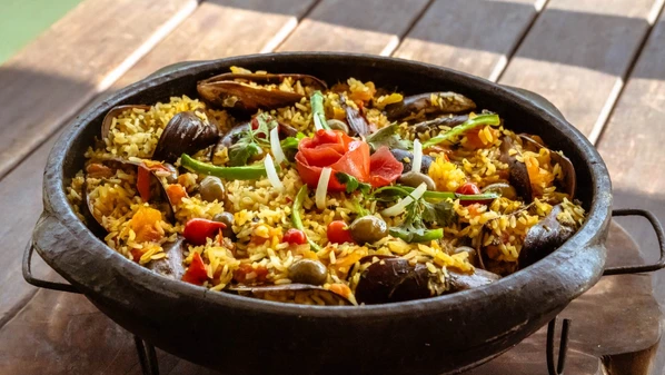 Arroz de lambe-lambe e hot dog de camarão estão entre as opções do festival Piúma Gastronomia & Arte - Edição Semana Santa, de 18 a 20 de abril