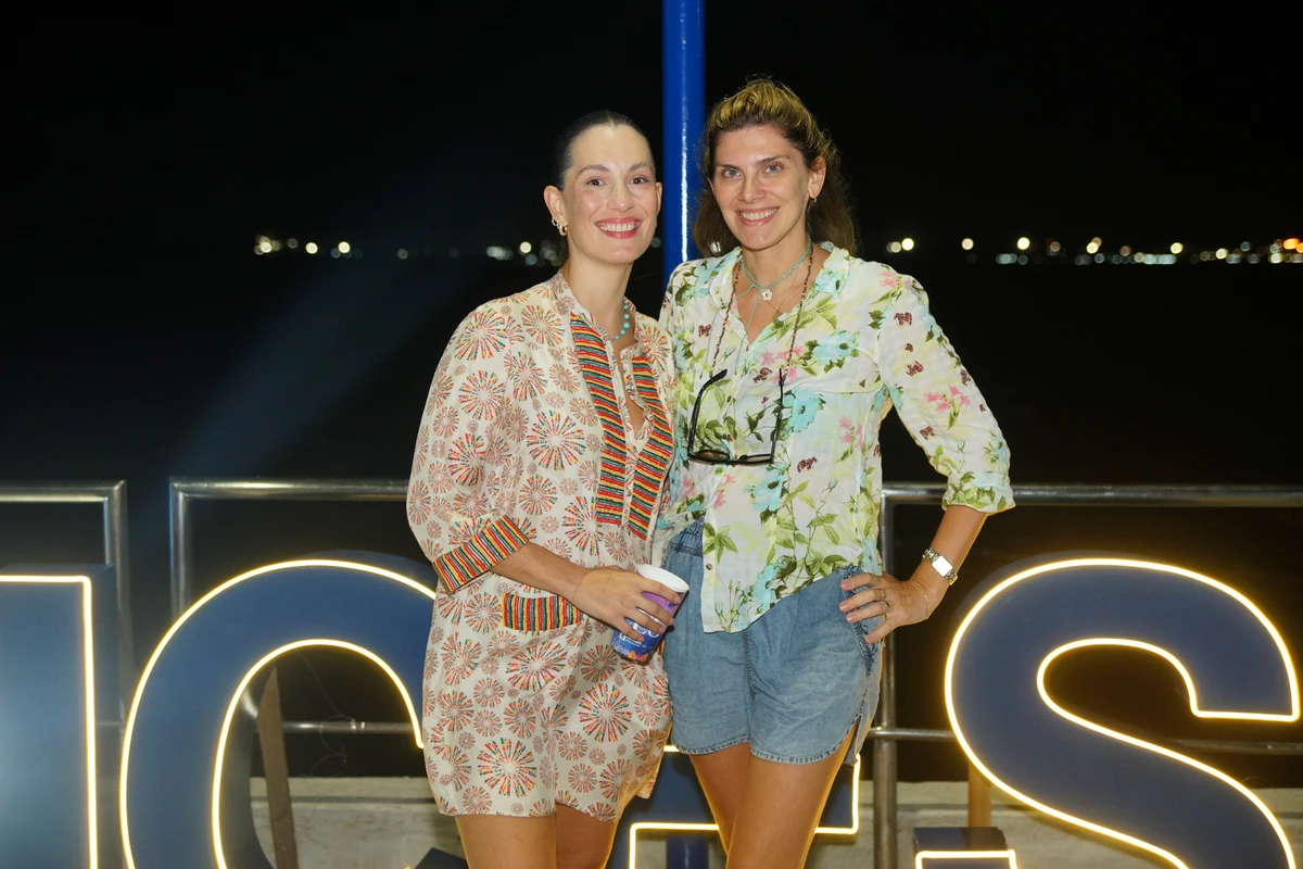 Vitoria Netto e Isabela Reis