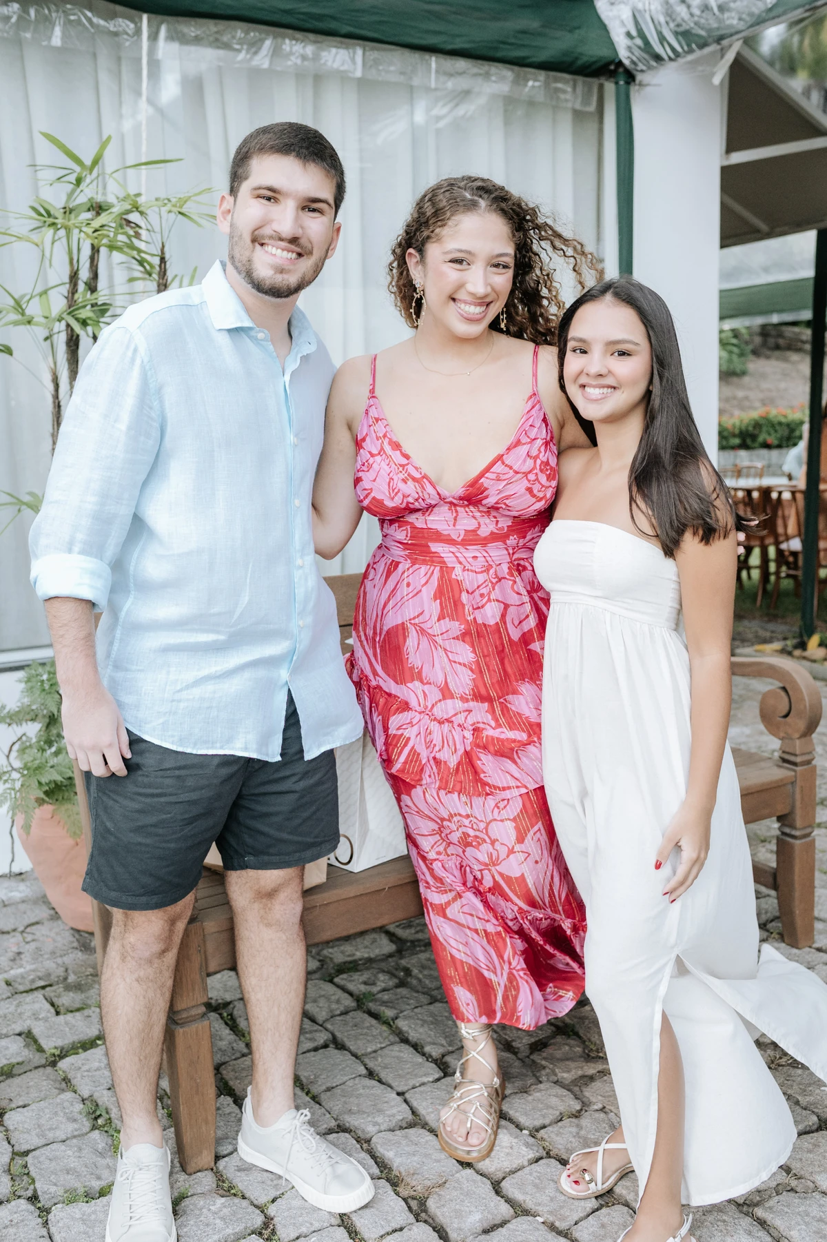  Laura Almeida e Pedro Henrique Correa