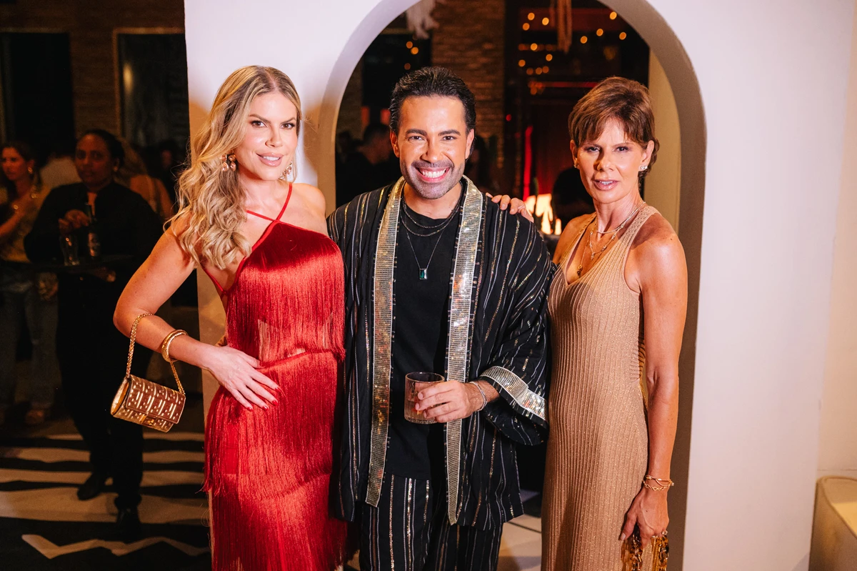 Annelise Lima, Kaiky Plaster e Simoni Balarini