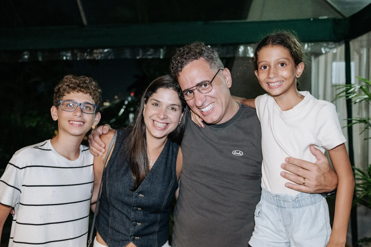 Antonio, Licia Assbu, Flavio Janones e Alice