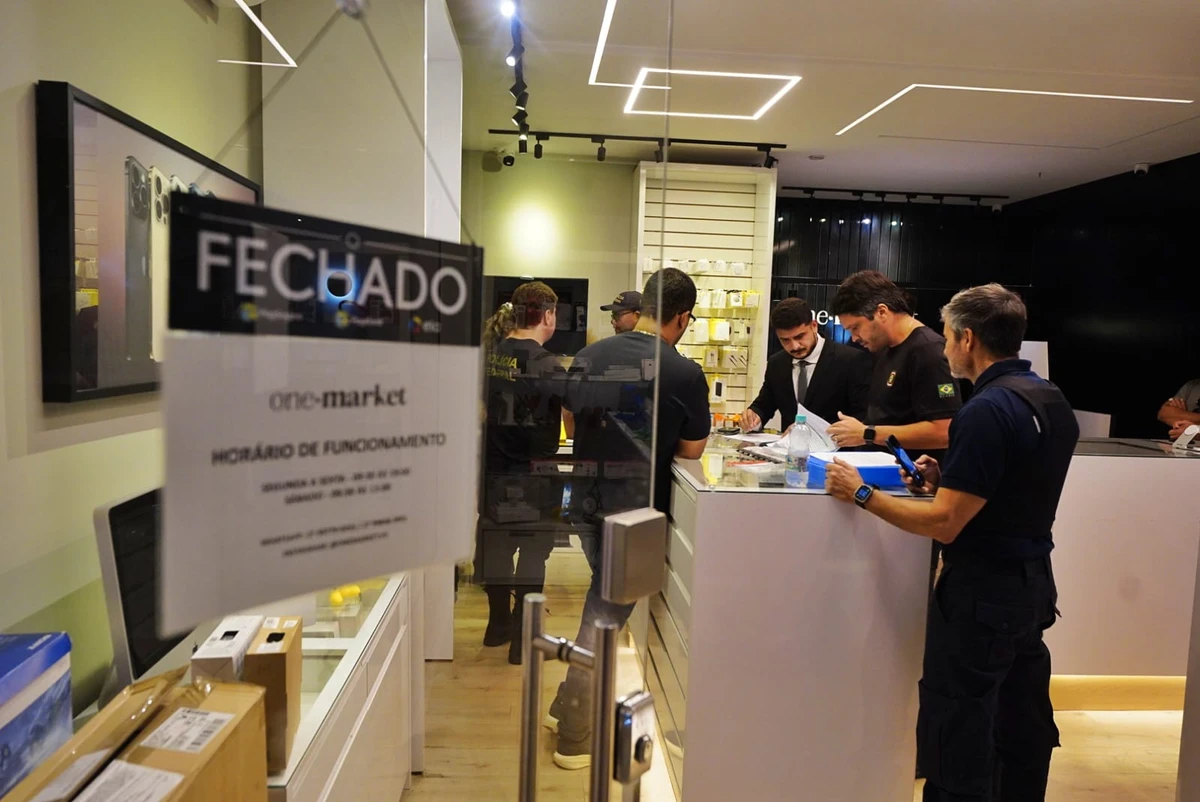 Operação da Polícia Federal e da Receita Federal - crimes fiscais - Av. Antônio Gil Veloso, 646, Loja 28, Praia da Costa - Loja One Market por Fernando Madeira