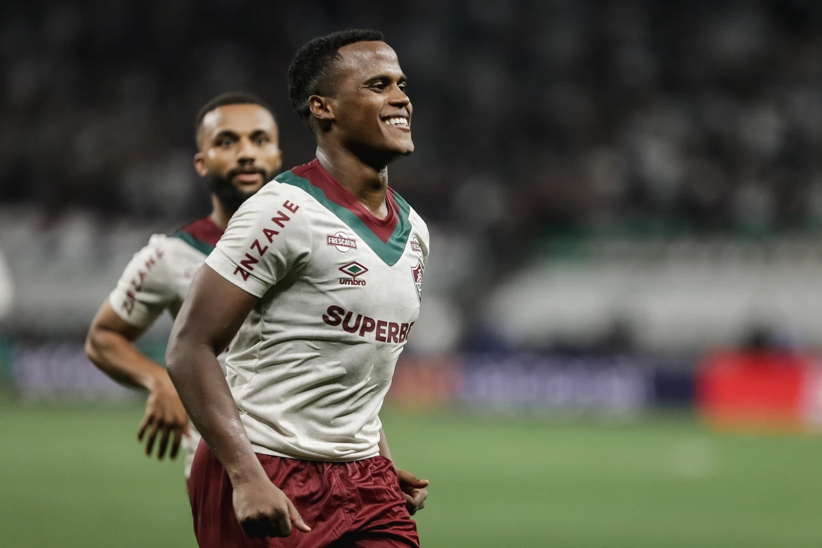 Jhon Arias selou a vitória do Fluminense sobre o Corinthians na Neo Química Arena