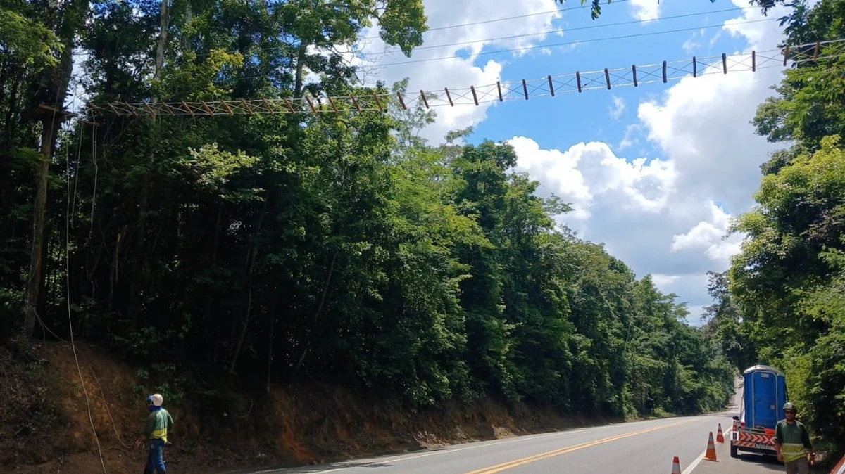 Passagem sendo instalada em Sooretama