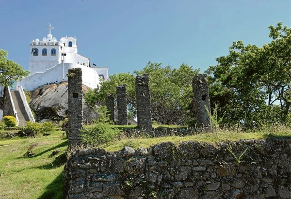 Ruínas de senzala existente no Convento da Penha