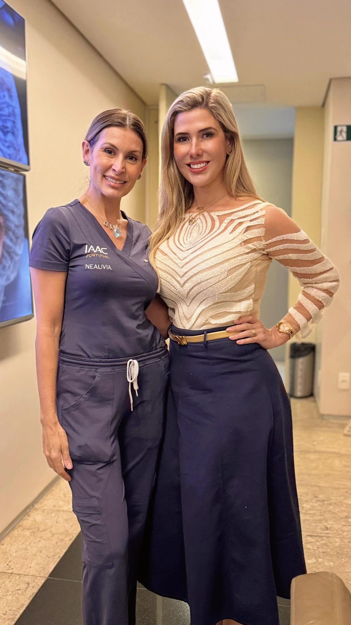 A médica Renata Melo ao lado da médica Patrícia Leite em Belo Horizonte, no último dia 12, onde participou do curso Alquimiss, promovido pelo META Institute em parceria com a Face Academy e ministrado por Patrícia.