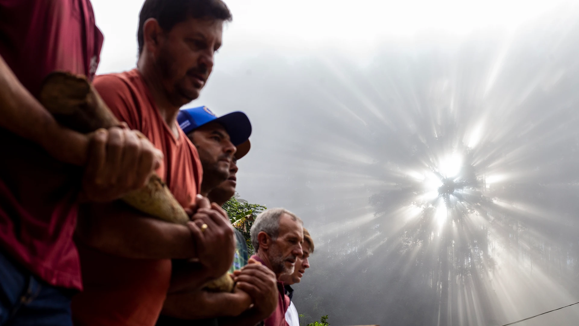 Via-Sacra realizada na comunidade de Forno Grande, em Castelo