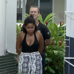 Veículo onde estava Luciene de Jesus Fernandes foi abordado em Jardim Camburi; material tinha como destino final o Morro do Jaburu, em Vitória