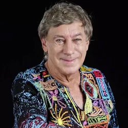Cantor Flávio Venturini
