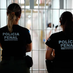 Remuneração inicial da carreira é de R$ 5.631,16, mais auxílio-alimentação de R$ 800; interessados podem se inscrever até o dia 27 de outubro
