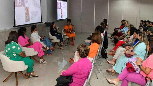 O encontro reúne especialistas e promove reflexões sobre saúde, carreira e bem-estar feminino, com arrecadação de doações para instituição local.