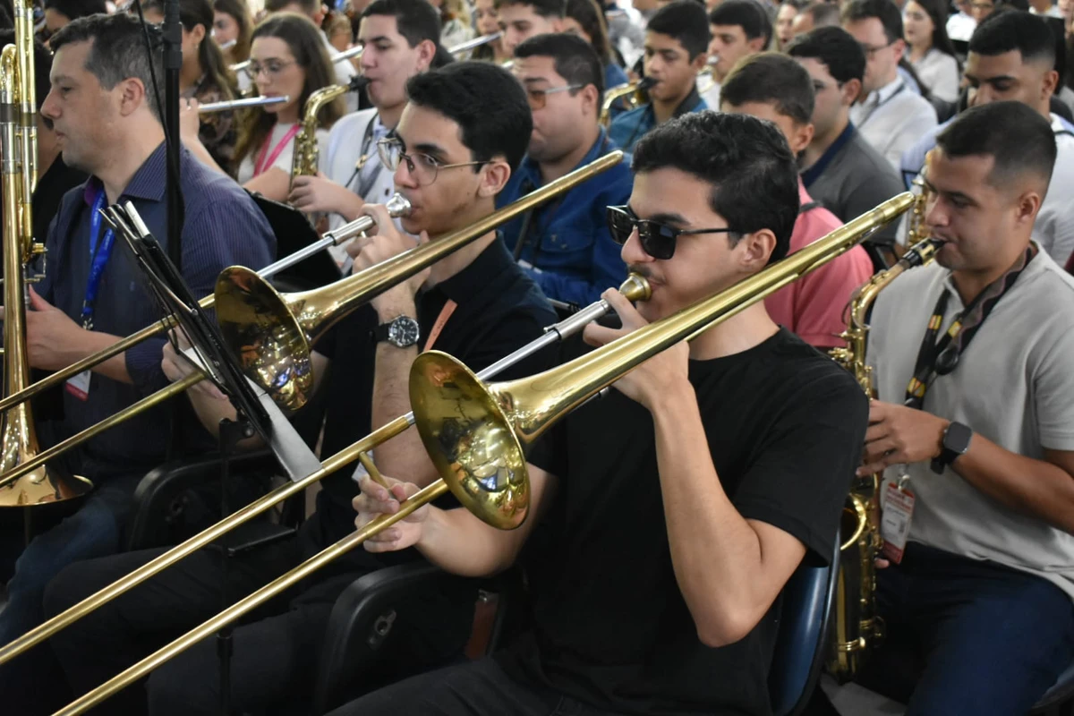 Instrumentistas em ação durante o Seminário Grupo de Louvores ICM

