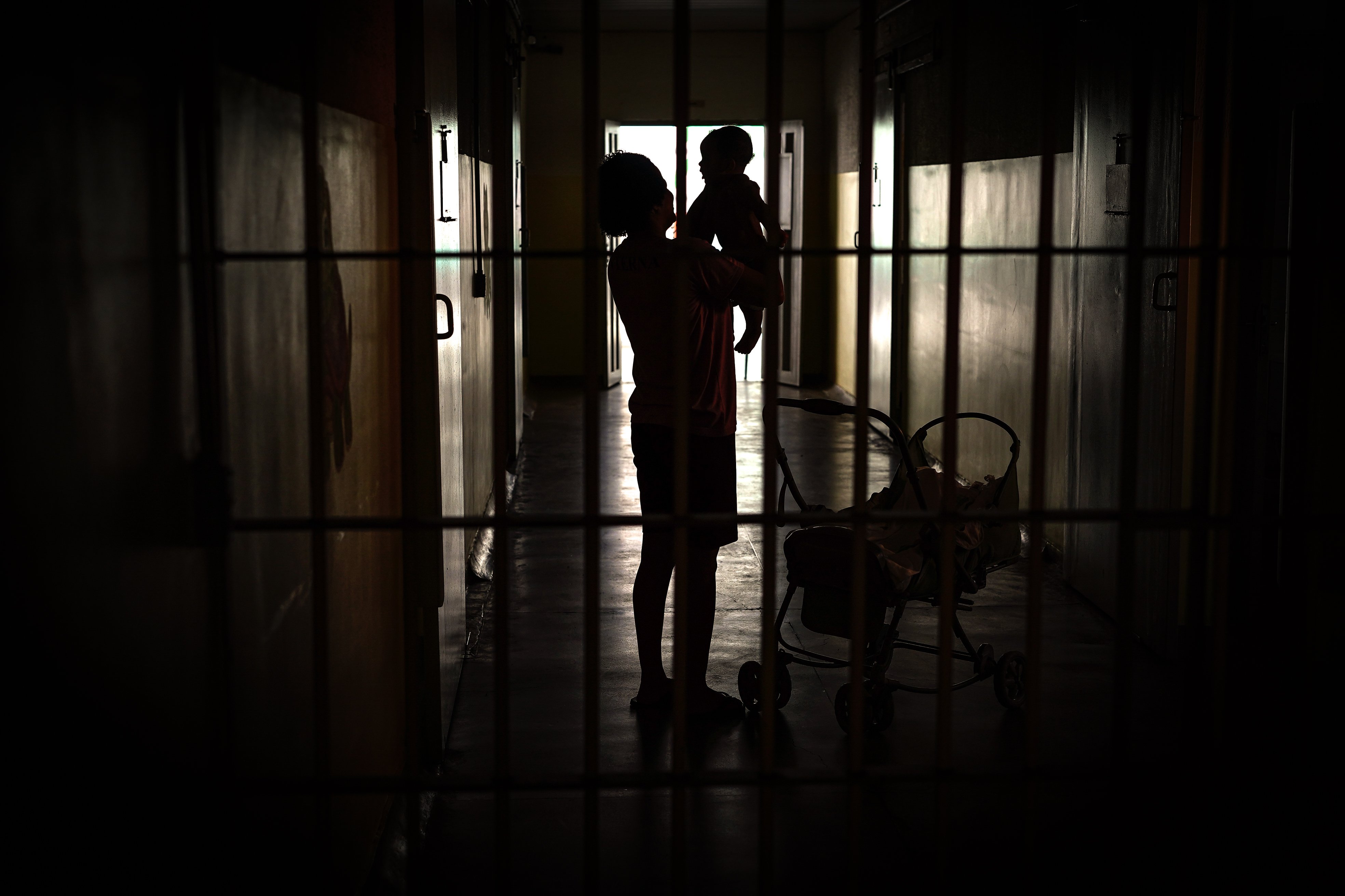 Eliadina Lírio, no alojamento materno-infantil do Centro Prisional Feminino de Cariacica/Presídio
