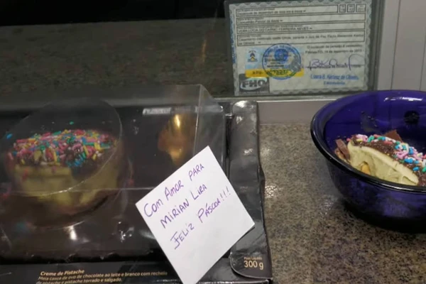 Ovo da Páscoa foi endereçado a Mirian Leite  