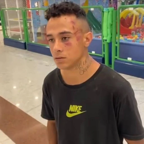 Vendedor ambulante teria sido espancado pelos seguranças do centro comercial