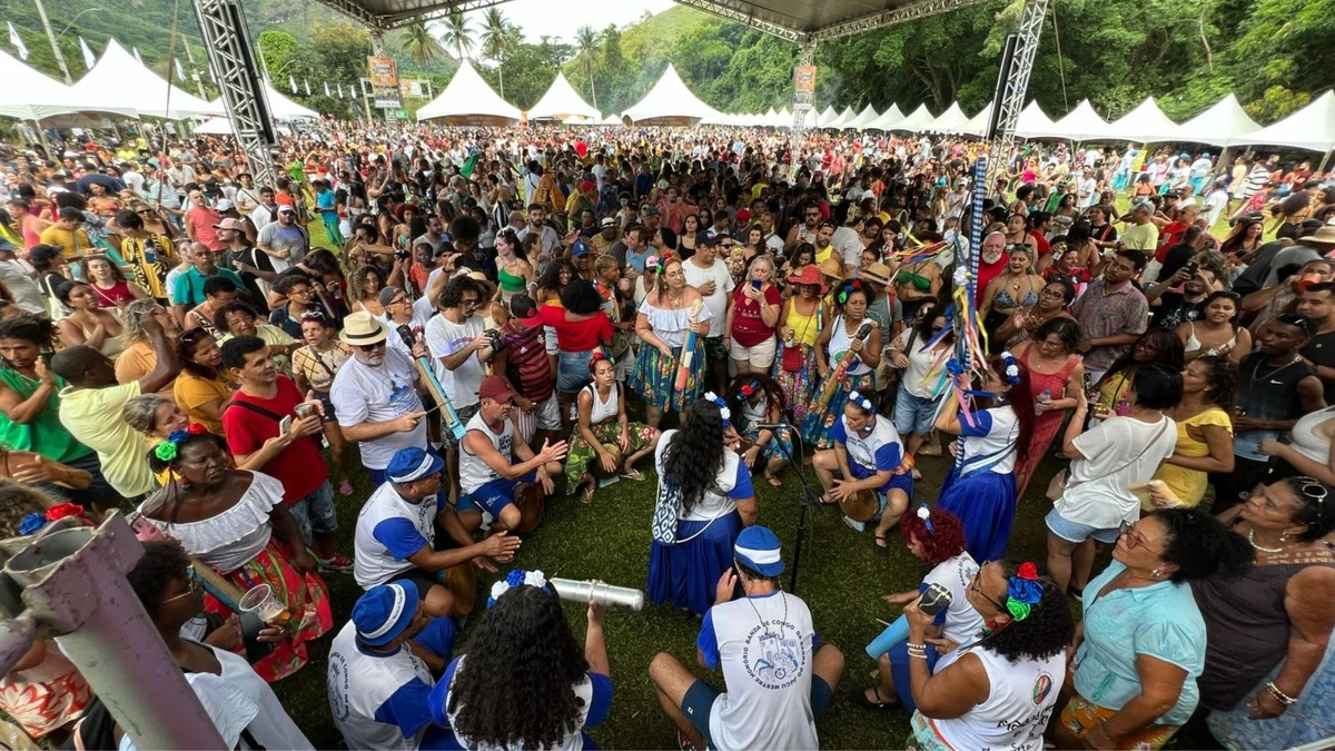 Carnaval de congo de Máscaras de Roda D'Água