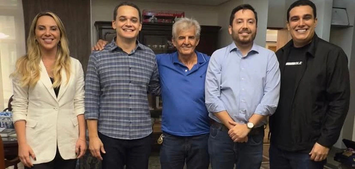 Cris Samorini, Lorenzo Pazolini, Eugenio Martini, Armandinho Fontoura e Erick Musso