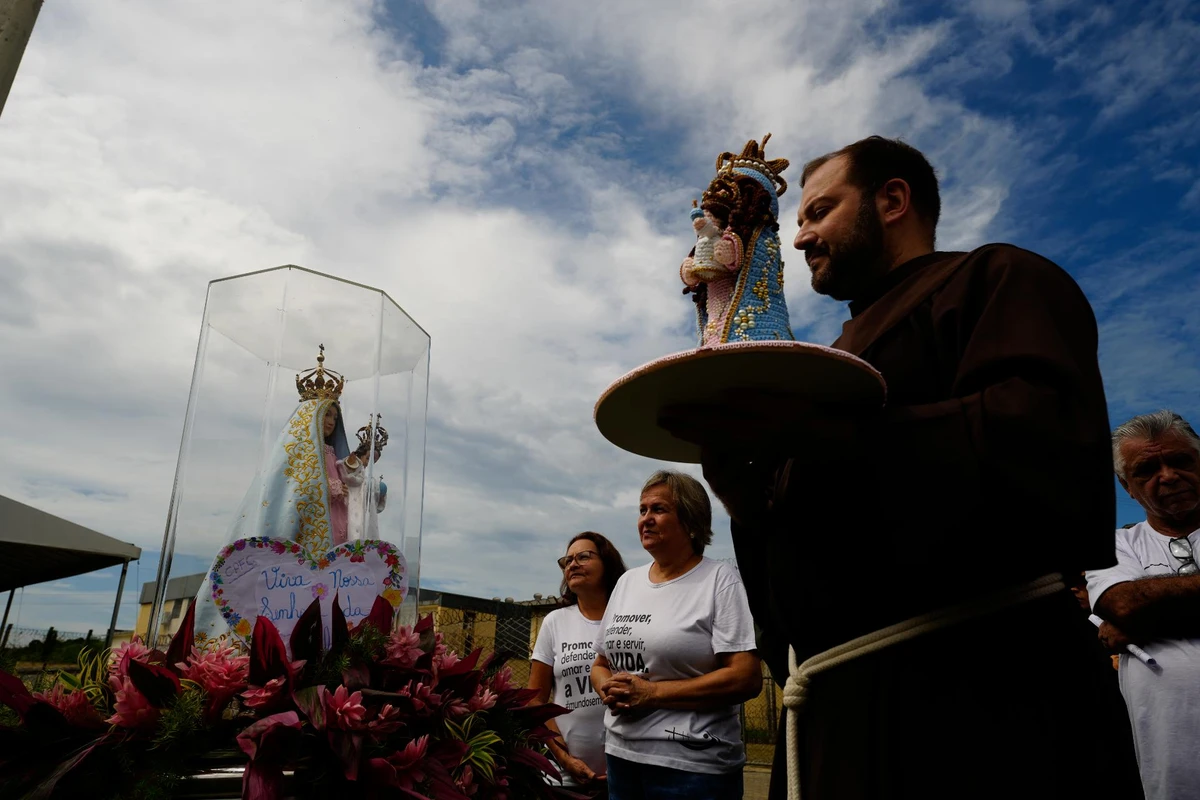 Imagem de Nossa Senhora da Penha no Centro Prisional Feminino de Cariacica  por Fernando Madeira