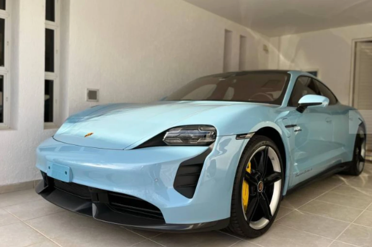 Porshe apreendido durante operação Sem Desconto no Ceará, que investiga descontos ilegais em aposentadorias e pensões do INSS