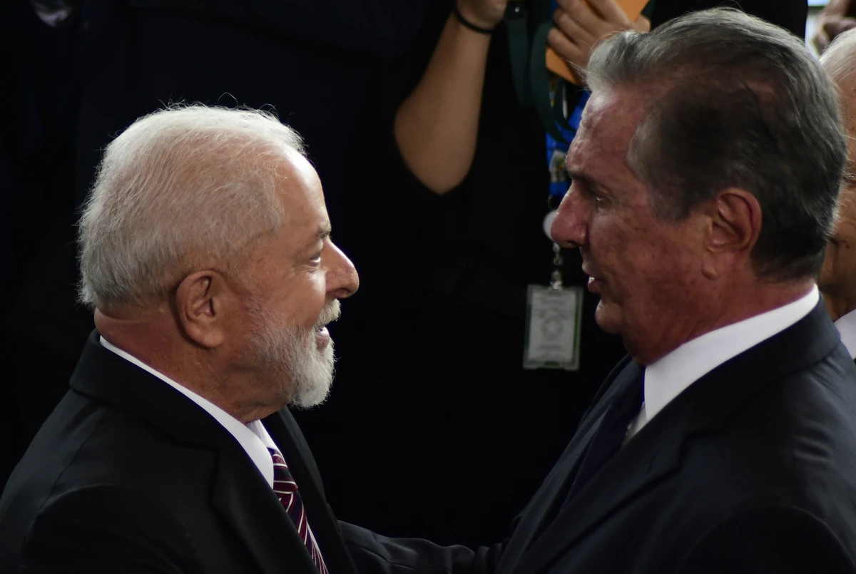 Fernando Collor é preso por determinação do STF