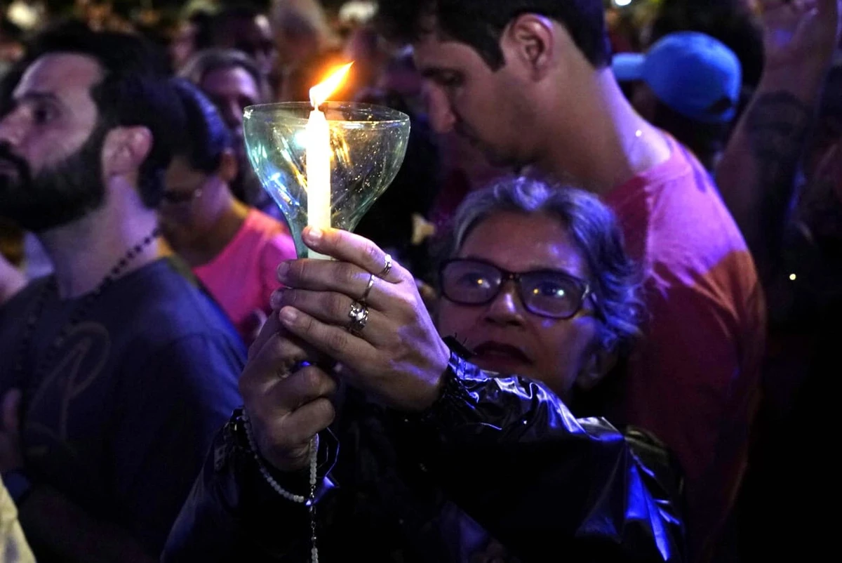 Festa da Penha 2025: devoção e fé durante a missa na Catedral de Vitória por Ricardo Medeiros