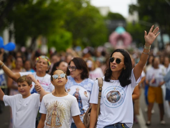 Festa da Penha 2025: Romaria das Mulheres reúne multidão de fiéis por Vitor Jubini