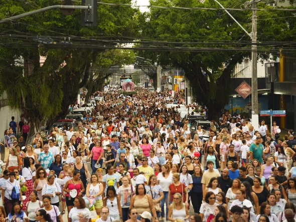 Festa da Penha 2025: Romaria das Mulheres reúne multidão de fiéis por Vitor Jubini