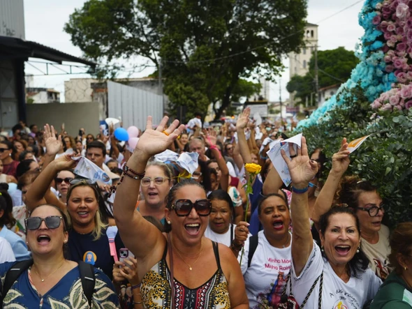 Festa da Penha 2025: Romaria das Mulheres reúne multidão de fiéis por Vitor Jubini