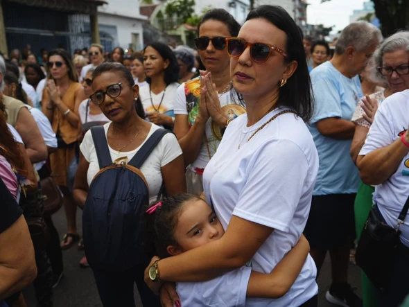 Festa da Penha 2025: Romaria das Mulheres reúne multidão de fiéis por Vitor Jubini
