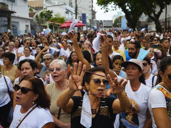 Festa da Penha 2025: Romaria das Mulheres reúne multidão de fiéis por Vitor Jubini