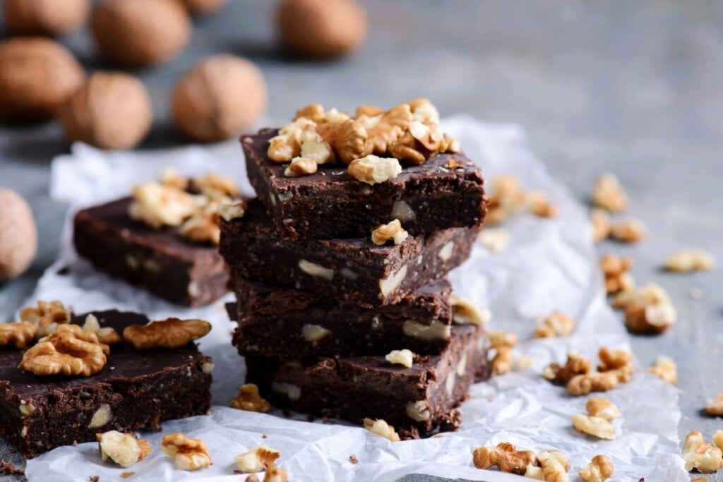Brownie com nozes (Imagem: zoryanchik | Shutterstock) 