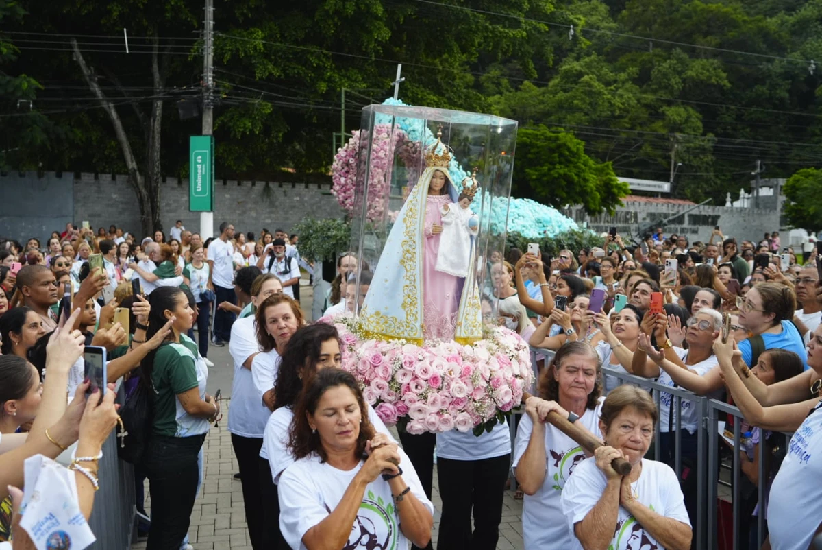 Festa da Penha 2025: Romaria das Mulheres reúne multidão de fiéis por Vitor Jubini