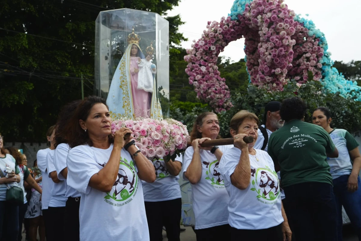 Festa da Penha 2025: Romaria das Mulheres reúne multidão de fiéis por Vitor Jubini