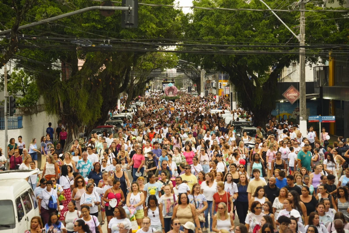Festa da Penha 2025: Romaria das Mulheres reúne multidão de fiéis por Vitor Jubini