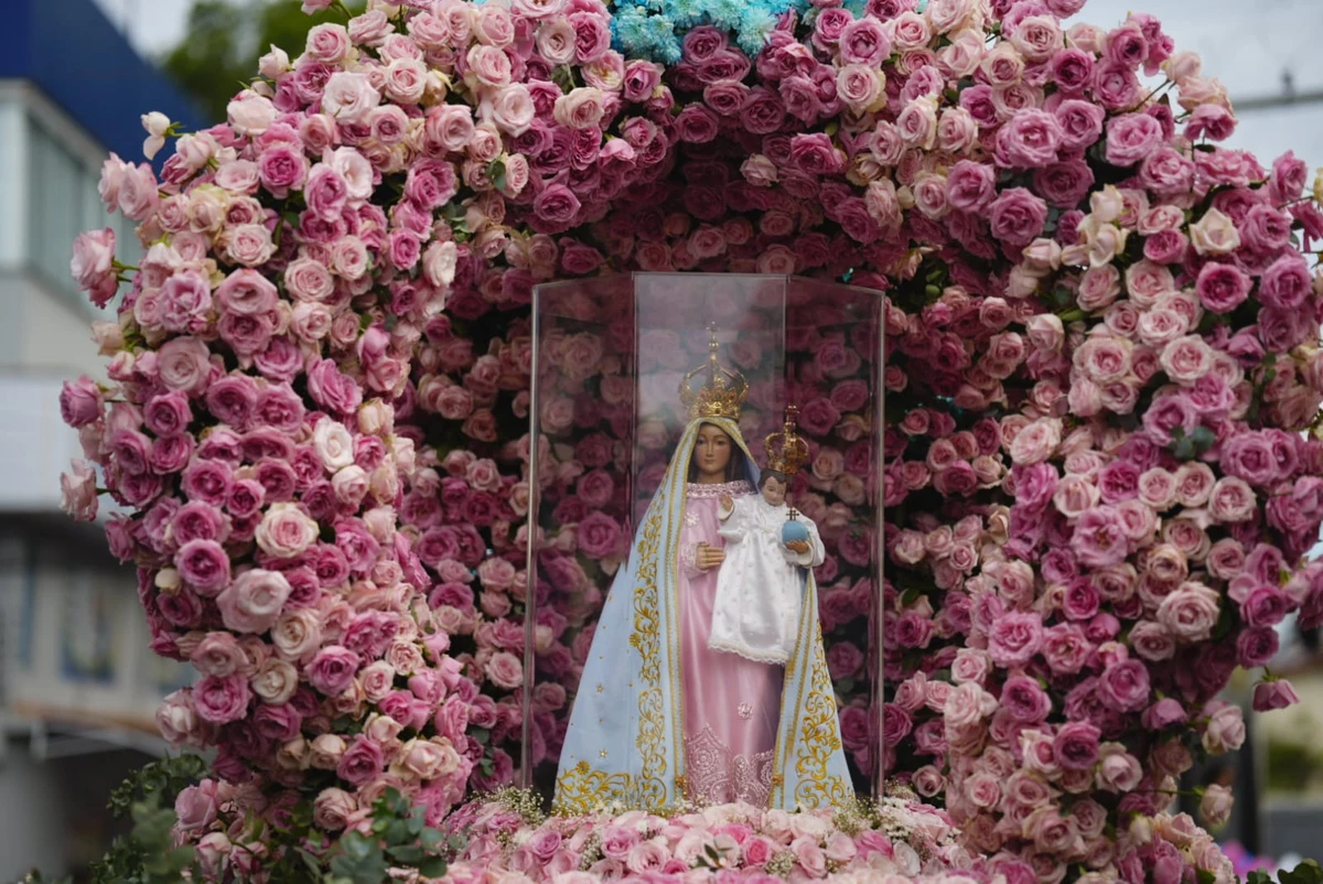 Festa da Penha 2025: Romaria das Mulheres reúne multidão de fiéis por Vitor Jubini