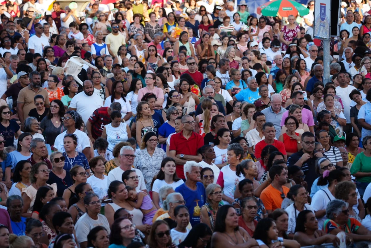 Festa da Penha 2025: missa de encerramento reúne multidão em Vila Velha por Vitor Jubini
