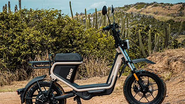 Modelo é  é fruto da parceria com a Keeway, montadora chinesa controlada pela gigante automotiva Geely, também chinesa e proprietária de marcas como Volvo, Lotus e Zeekr