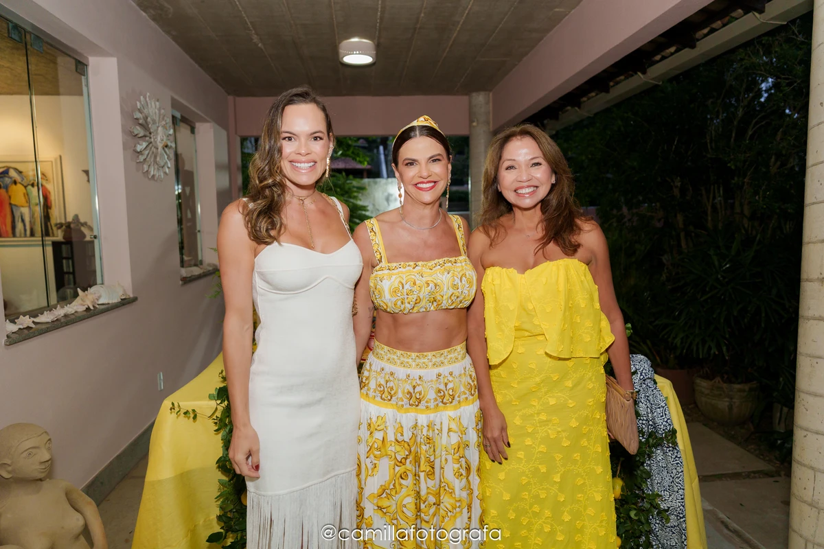 Andressa Allen, Mariana Frechiani Maciel e Ana Clark