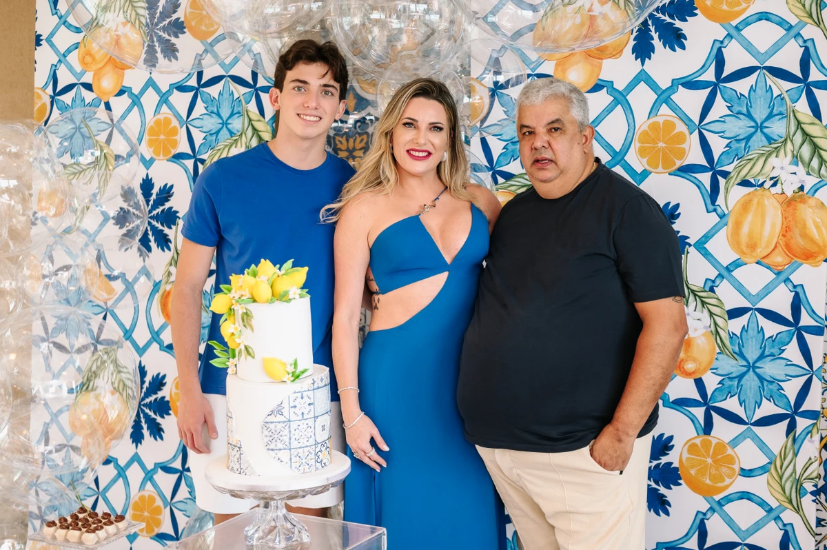 Arthur, Kamilla Carneiro Benjamim e Antonio Benjamim