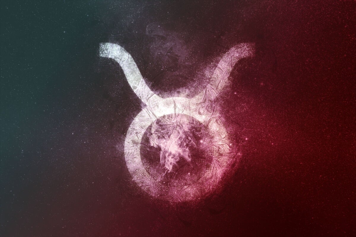 Maio será um mês de decisões importantes para os nativos de Touro (Imagem: Allexxandar | Shutterstock)