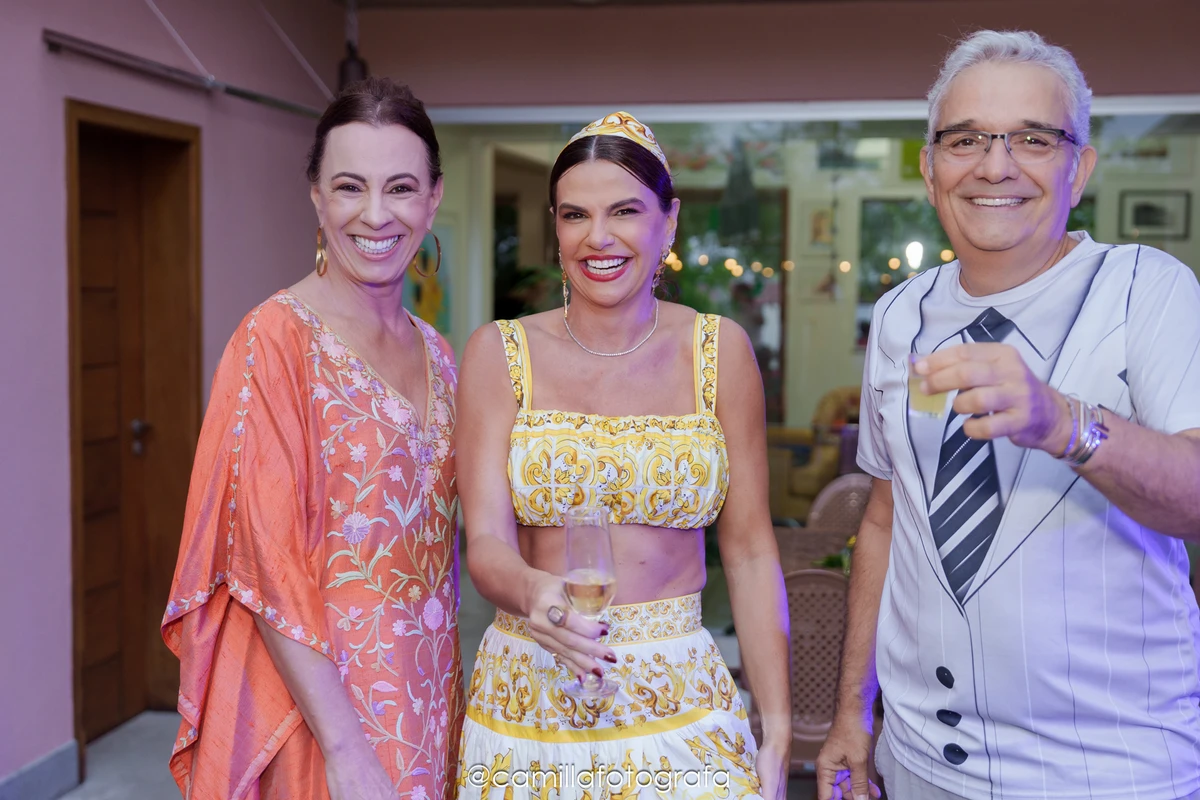 Luciana Almeida, Mariana Frechiani Maciel e Augusto Pacheco