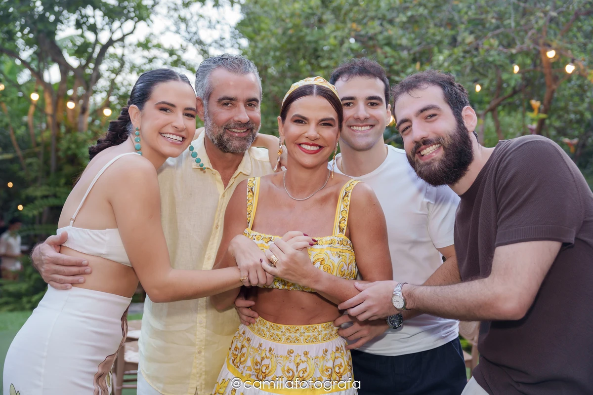 Mariana Maciel, Pipo Maciel e os filhos  Malu, Bernardo e Felipe