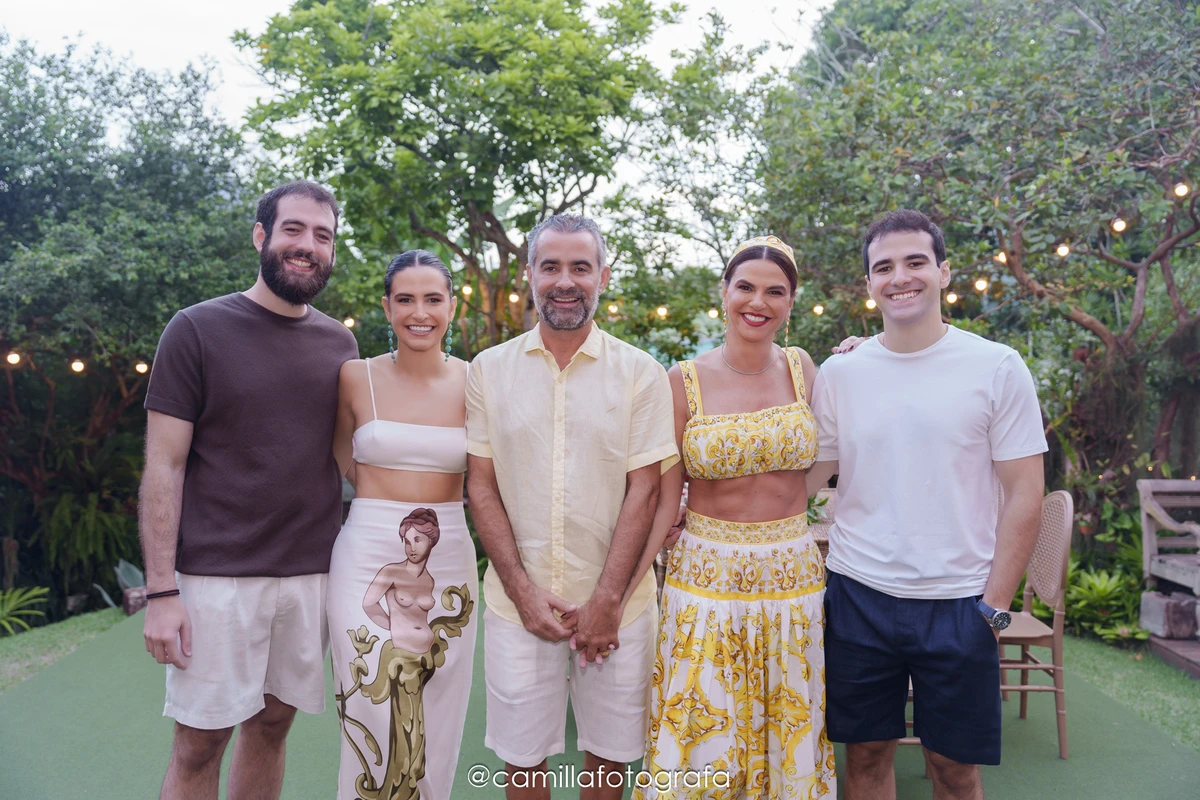 Mariana Maciel, Pipo Maciel e os filhos Malu, Bernardo e Felipe