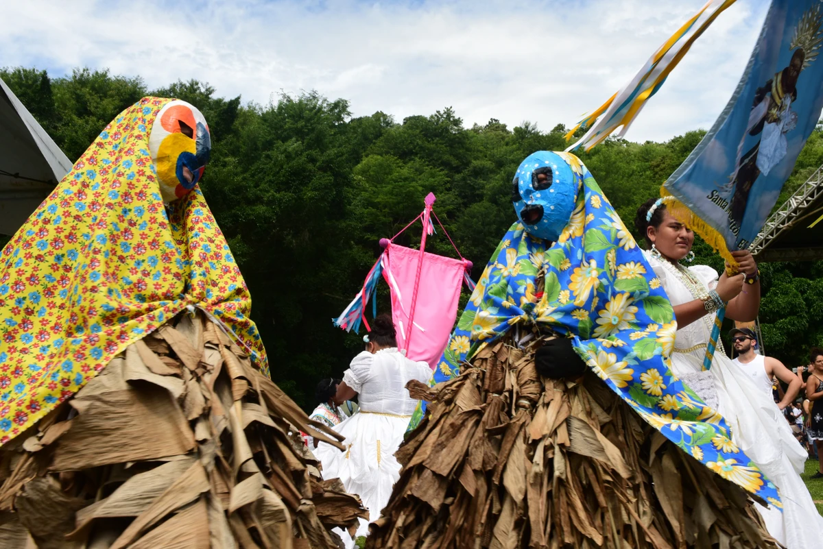 Congo de Máscaras Roda D`água por Ricardo Medeiros