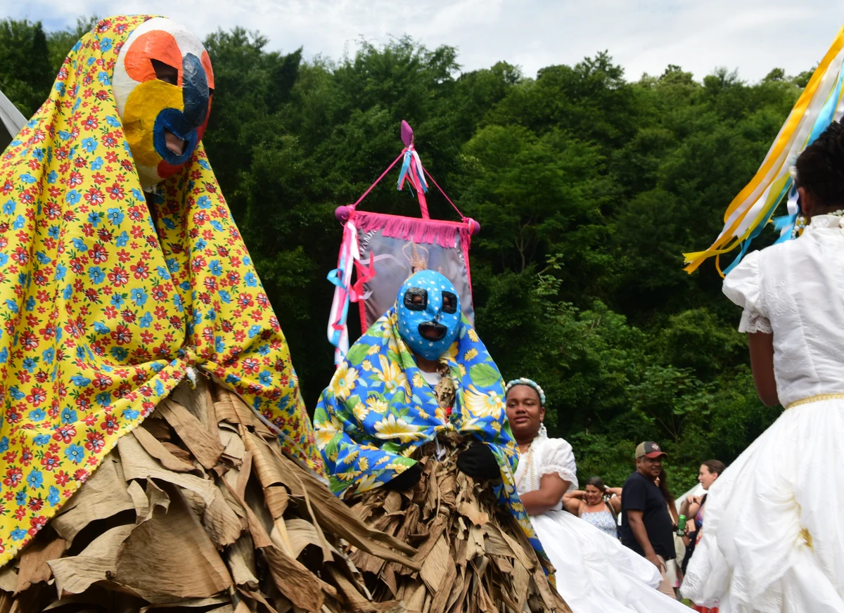 Congo de Máscaras Roda D`água