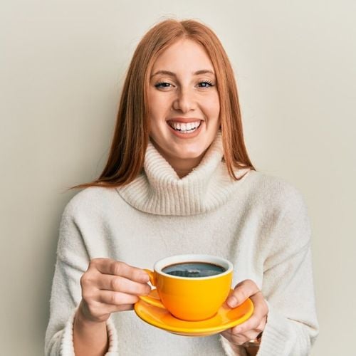 Imagem - 6 dicas para consumir o café sem prejudicar os dentes