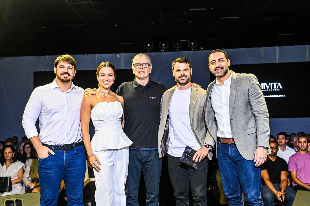 Renan Machado, Livia Giacomin,  Thiago Campagnaro e André Pretti e Bernardinho