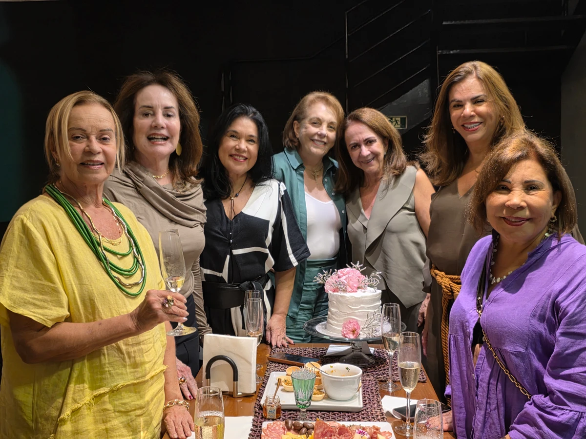 Rita Garajau, Diana Murad, Rita Tristão, Penha Nonato, Penha Daher, Maita Mota e Luzia Toledo