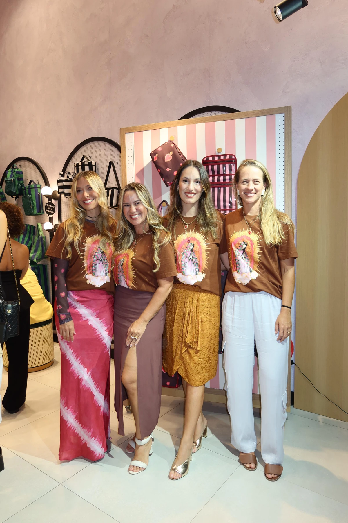 Nanda Trindade, Rachel Pires, Vitória Netto e Patyl Pimentel